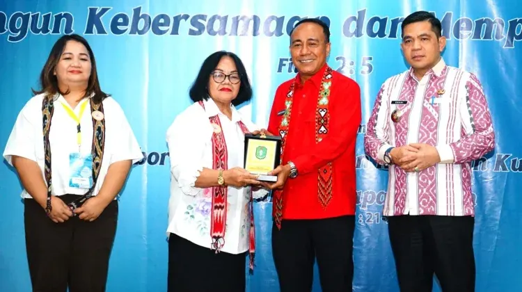 Wakil Gubernur Kalimantan Barat, Krisantus Kurniawan, saat menghadiri penutupan Prayer Gathering Nasional ke-V Tahun 2026 di Hotel Orchardz Gajahmada Pontianak, Jumat, 9 Oktober 2026.