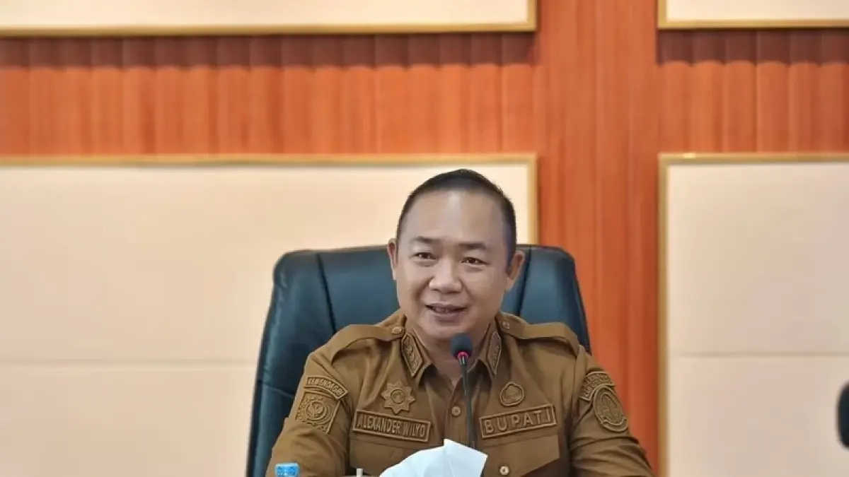 Bupati Ketapang, Alexander Wilyo.