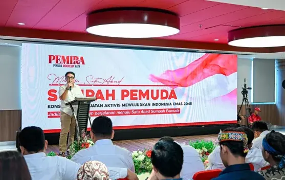 Deklarator Pemir, Muh Ageng Dendy Setiawan saat konsolidasi pemuda di Gedung Nyi Ageng Serang, Jakarta Selatan.